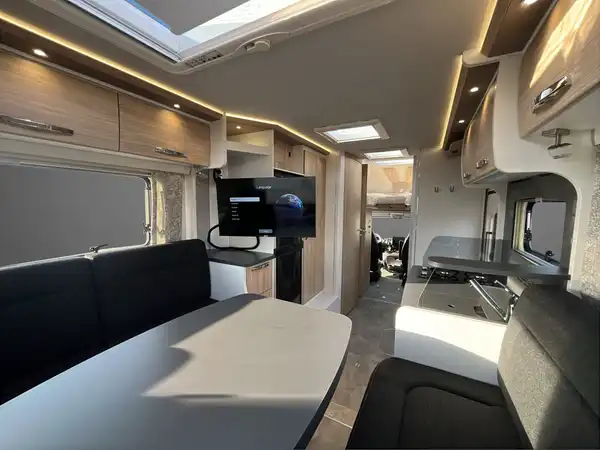 FRANKIA F-LINE (18/21)