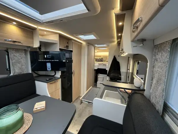 FRANKIA I 740 (24/31)