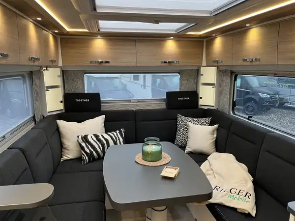 FRANKIA I 740 (28/31)