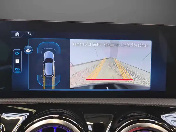 MERCEDES-BENZ A 180 (15/25)