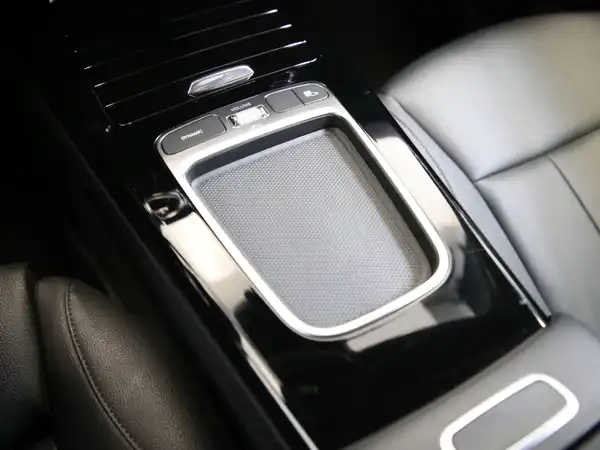 MERCEDES-BENZ A 180 (15/23)