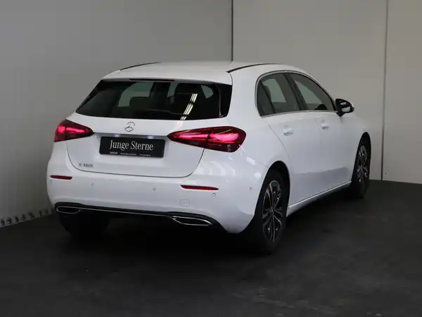 MERCEDES-BENZ A 180 (5/23)