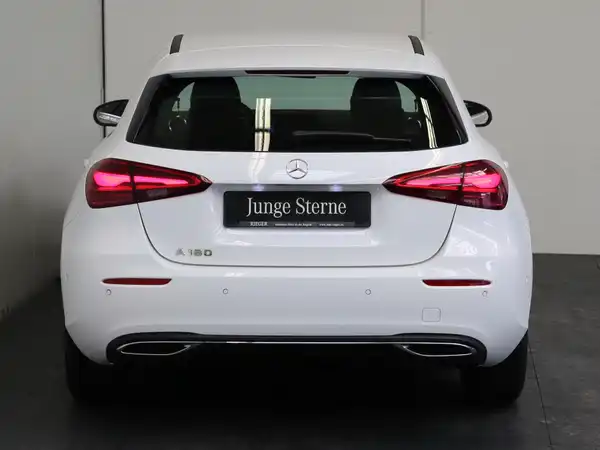 MERCEDES-BENZ A 180 (7/23)