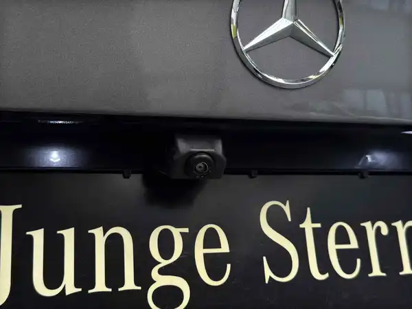 MERCEDES-BENZ A 180 (17/23)