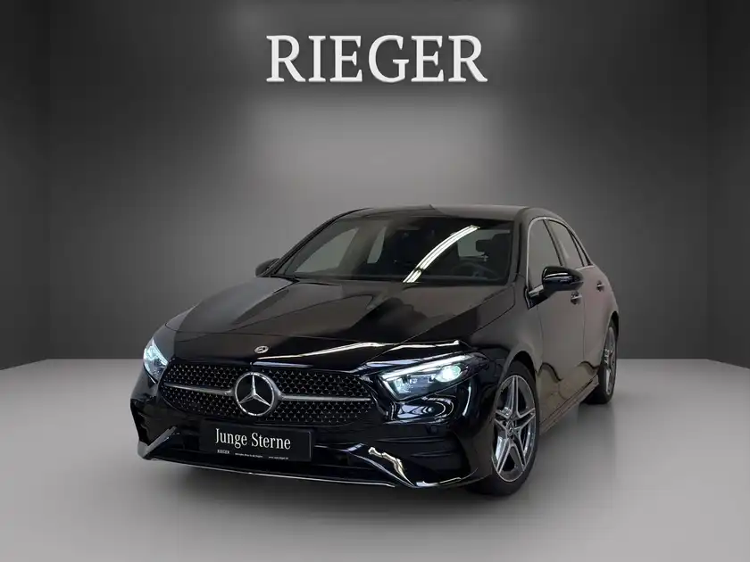 MERCEDES-BENZ A 200 (1/24)