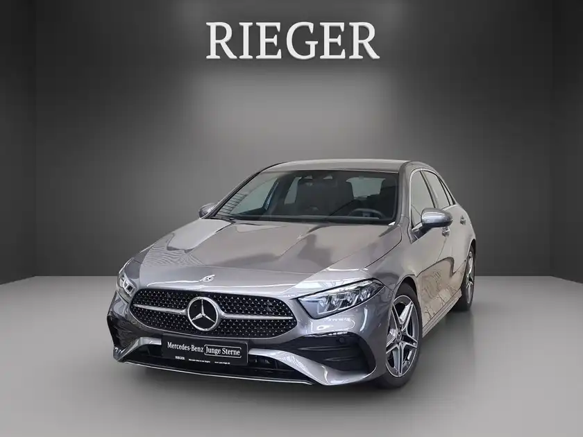 MERCEDES-BENZ A 180 (1/25)