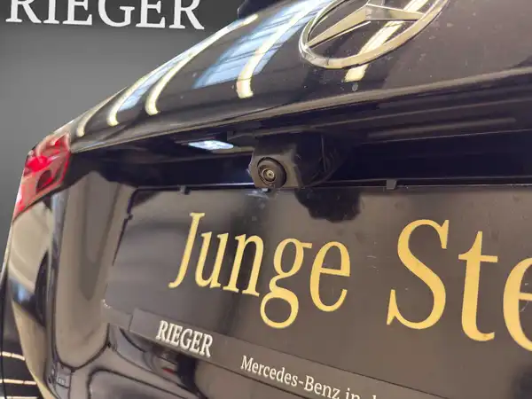 MERCEDES-BENZ A 180 (16/25)