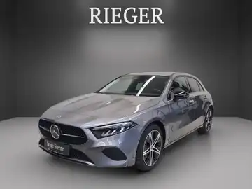 MERCEDES-BENZ A 180 (1/24)