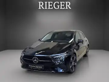 MERCEDES-BENZ A 180 (1/25)