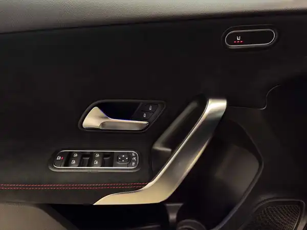 MERCEDES-BENZ A 200 (6/23)