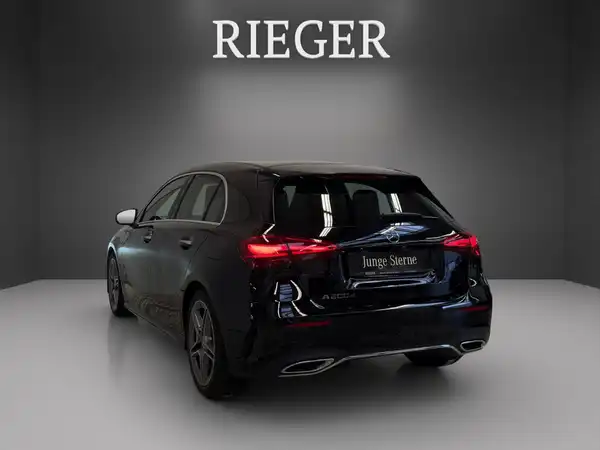 MERCEDES-BENZ A 200 (9/23)