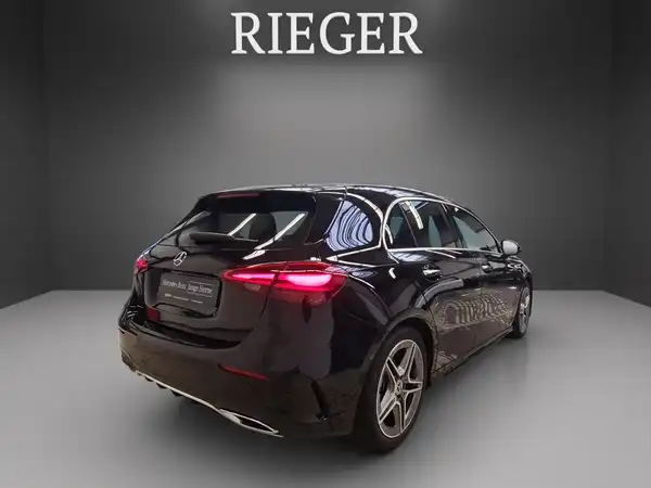 MERCEDES-BENZ A 180 (13/26)
