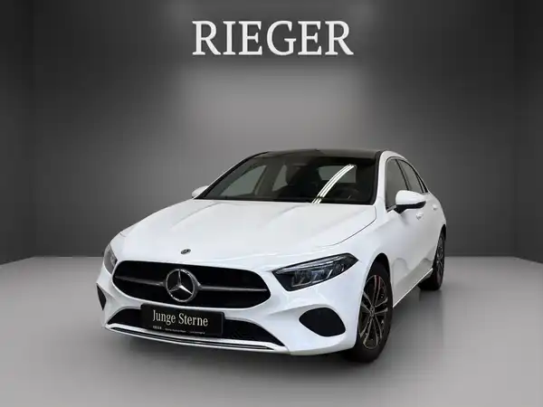MERCEDES-BENZ A 180 (1/25)