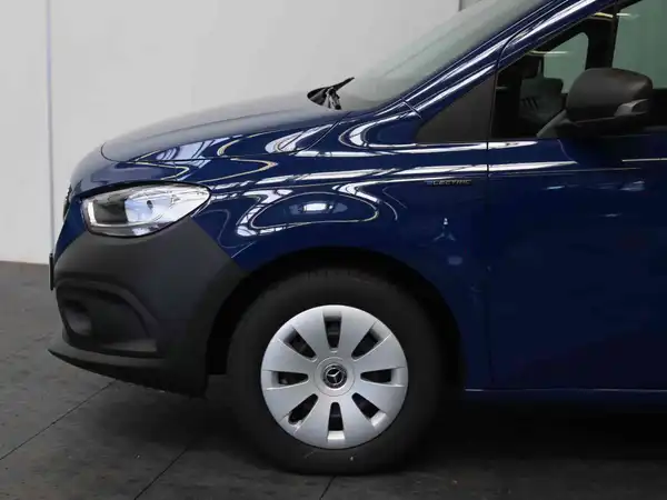 MERCEDES-BENZ ECITAN (3/23)