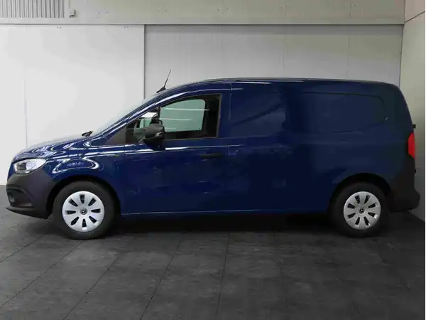 MERCEDES-BENZ ECITAN (4/23)