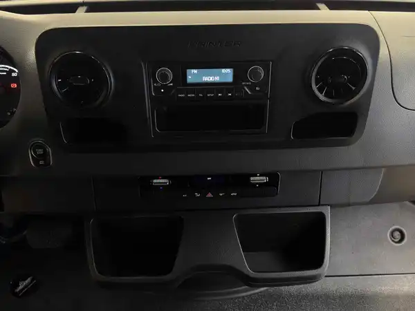 MERCEDES-BENZ ESPRINTER 312 (16/28)