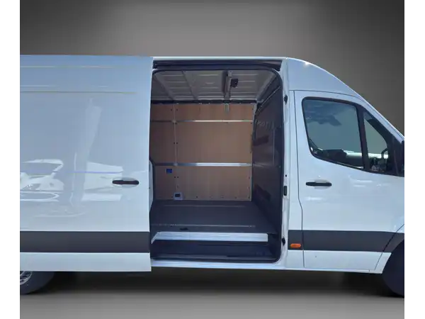 MERCEDES-BENZ SPRINTER 315 (15/24)