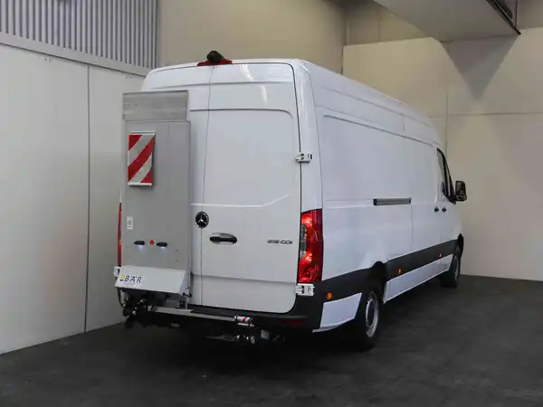 MERCEDES-BENZ SPRINTER 315 (6/29)