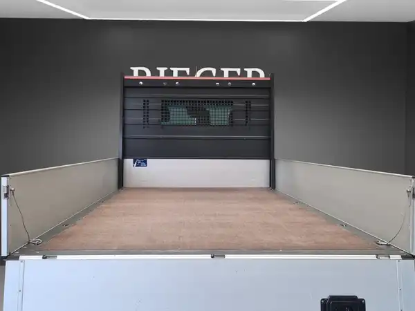 MERCEDES-BENZ SPRINTER 315 (10/25)