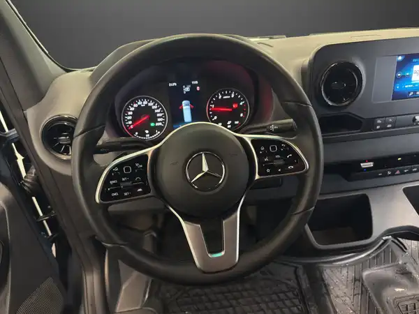 MERCEDES-BENZ SPRINTER 315 (11/27)