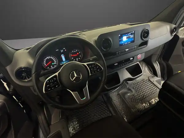 MERCEDES-BENZ SPRINTER 315 (12/27)