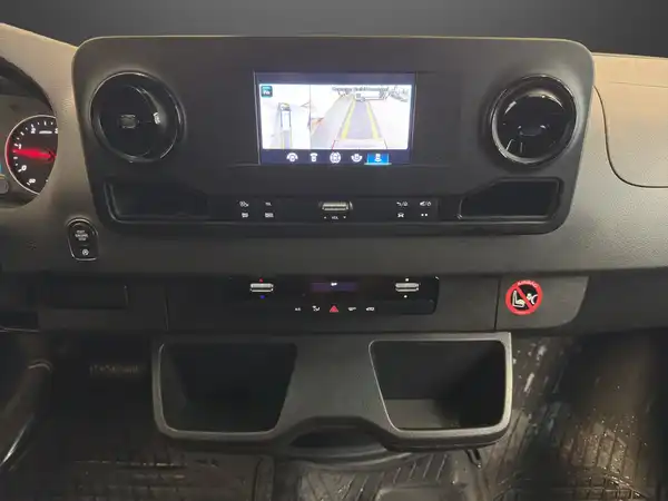 MERCEDES-BENZ SPRINTER 315 (9/27)