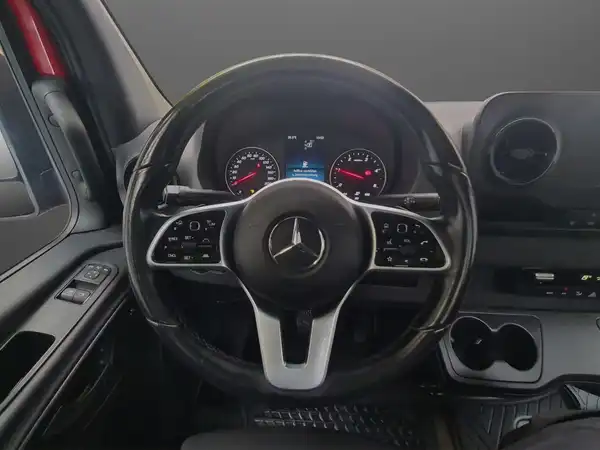 MERCEDES-BENZ SPRINTER (18/25)