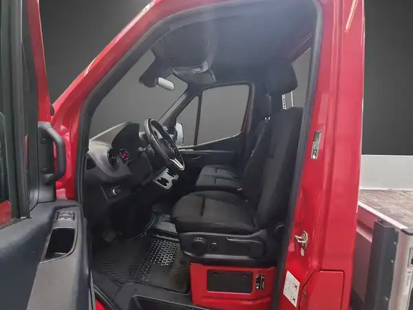 MERCEDES-BENZ SPRINTER (7/25)